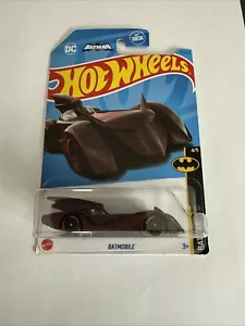 Hot Wheels Mattel 2023 Batmobile #137/250 Maroon / Burgundy Batman 4/5 - Bild 1 von 3