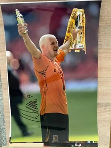 Foto firmada a mano de Dean Windass 12x18" autógrafo de Hull City pago final - Imagen 1 de 1