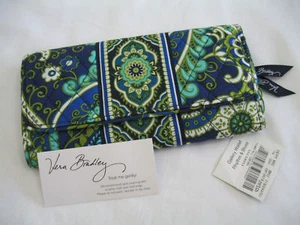 Vera Bradley RHYTHM & BLUES Gallery WALLET CLUTCH Trifold 4 PURSE Tote BAG NWT - Picture 1 of 4