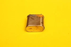 CRYSTAL - QUARTZ - 4000 kHz - 4.00 MHz - CR-18/U case - GRC-9 - Bild 1 von 2