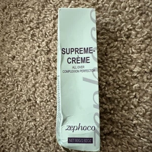 Westmore Beauty Supreme Cream Creme – Medium 2.82 oz Body Makeup - Picture 1 of 5