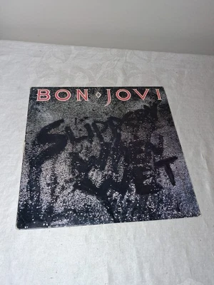 Vintage 1983 Bon Jovi Slippery When Wet Vinyl Record  Foto 1 de 4