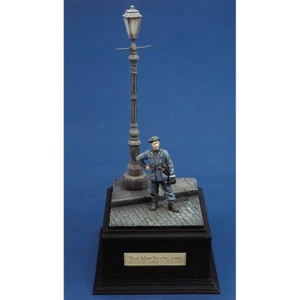 ITALIENISCHER OFFIZIER "BTG. AZZURRO" - MIT SOCKEL Royal Model 194 - Bild 1 von 2