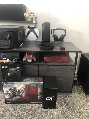 Microsoft Xbox One Series S_Gear Of War 4 Edition_BUNDLE - Image 1 of 4