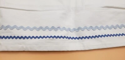 Pottery Barn Kids Basket Liner X-Large Square White with Blue Ric Rac New Foto 1 de 4