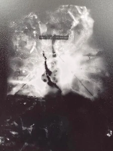 Stampa d'arte "Gesù Urlo", Gesù Cristo sulla croce come "L'urlo" - Foto 1 di 5