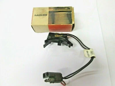 NOS 68 71  Ford Torino 3 speed Column Shift  Back Up Switch D0AZ-15520D Foto 1 de 4
