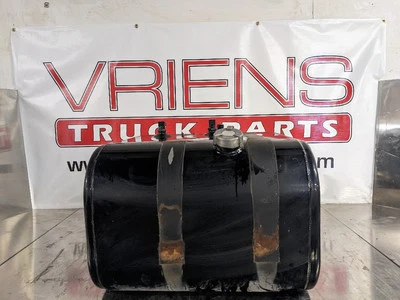 INTERNATIONAL 15\" X 25\" X 21\" RECTÁNGULO 28 GAL. INTERNATIONAL 4700/4800/4900 Foto 1 de 4