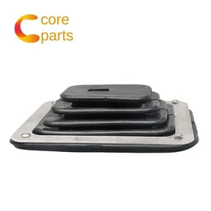 Bota de palanca de cambios de goma con placa de cromo y hardware 5-5/8"" x 6-3/4"" para palancas de cambios - Imagen 1 de 6