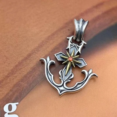 Colgante de ancla y cruz gótica de plata 925 maciza con estrella de latón y gema roja Foto 1 de 4