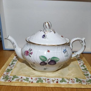 Richard Ginori Perugia Teapot Vecchio Italian Fruits 24 Gold Trim Porcelain Rare - Picture 1 of 19