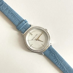 Michael Kors MK2661 Women's Watch Quartz 33mm Case Analog Mother Of Pearl - Picture 1 of 6