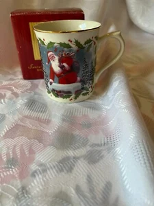 LENOX-SANTA'S HOLIDAY JOURNEY SPECIAL DELIVERY MUG FOR CHRISTMAS - Picture 1 of 2
