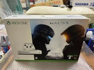 NEW Microsoft Xbox One Console Halo 5 Guardians Limited Edition 1TB - Picture 1 of 6