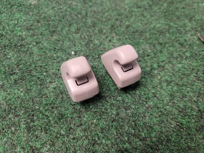 Chevrolet Equinox 2010-2017 parasol parasol juego de 2 clips OEM nuevo  Foto 1 de 4