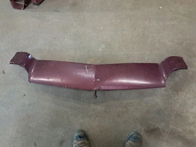 Chevrolet Vega 1976-1977 montaje del panel del cabezal delantero Foto 1 de 4