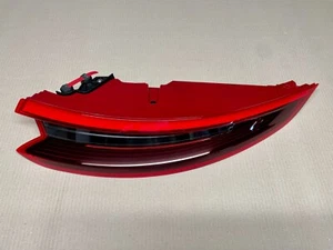 OEM 2015-2019 PORSCHE 911 991.2 DARK LED REAR RIGHT LAMP PORSCHE USA 99163197801 - Picture 1 of 6