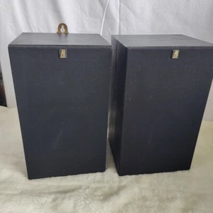 Par de modelos de caja roja Teledyne Acoustic Research vintage - Imagen 1 de 17