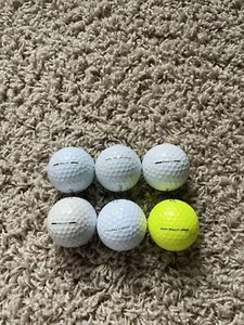 Titleist Pro V1 Golf Balls - Picture 1 of 2
