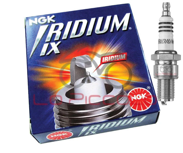 CR10EIX - 4 CANDELE SPECIALI NGK IRIDIUM YAMAHA YZF R1 1000 2004-2008 Foto 1 de 1
