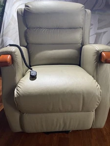 la z boy recliners - Picture 1 of 10
