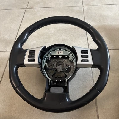 2006-2007 NISSAN 350Z STEERING WHEEL W/CRUISE CONTROL /AUDIO BUTTONS Z33 LEATHER - Image 1 of 4