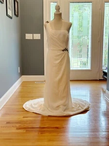 White Vera Wang Ivory White One Shoulder Greek Goddess Wedding Dress  - Picture 1 of 7