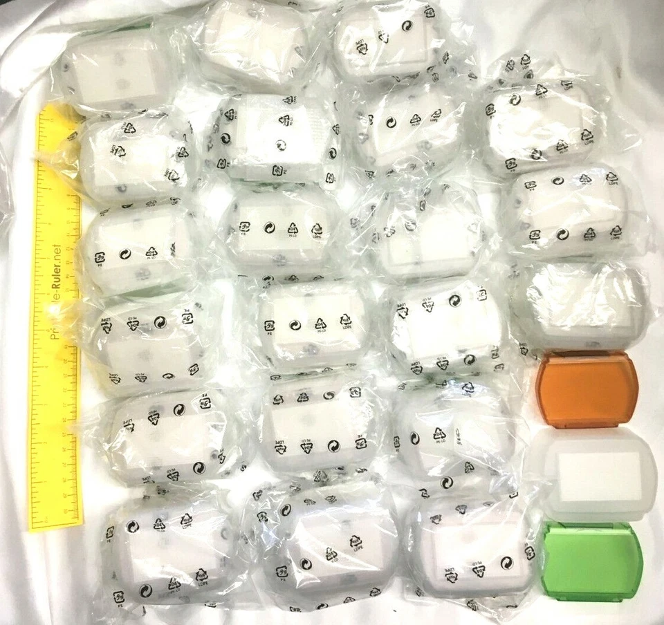 Nikon Fluorescent Incandescent Filter, Diffuser SZ-4FL SZ-4TN SW15H Lot of 66 Pc - Image 1 of 4