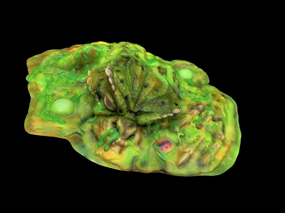 Gremlins Gremlins 2 Life size Melted gremlin Prop Replica Horror - Image 1 of 4