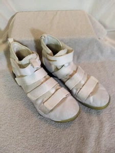 Nike Mens Lebron Zoom Soldier 11 ‘Court General’ (897644-101), Size: 14 #US9-14 - Picture 1 of 8