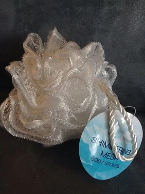 ESSENCE OF BEAUTY ESPONJA DE BAÑO MALLA BRILLANTE BLANCA - TOTALMENTE NUEVA Foto 1 de 2