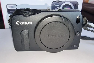 Canon Digitalkamera EOS M (nur Body), wie Neu da kaum benutzt, schwarz - Bild 1 von 4