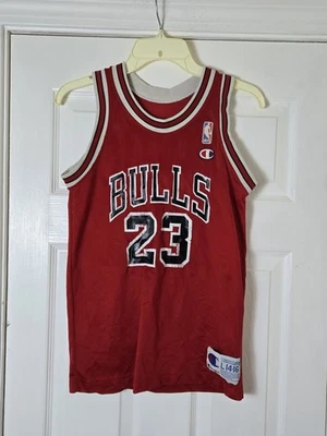 Camiseta deportiva vintage Michael Jordan #23 campeón de los Chicago Bulls NBA juvenil grande 14-16 Foto 1 de 4