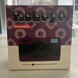 LOMOGRAPHY FISHEYE 35mm CAMERA, w/ Front Cap. Built-In Flash Purple Open Box - Picture 1 of 11
