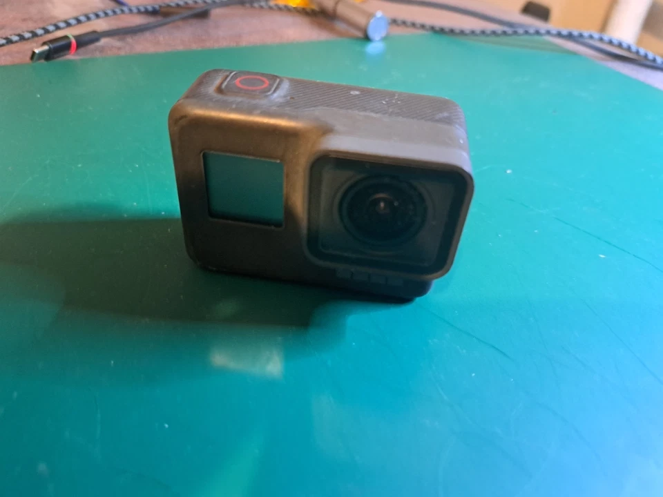 Camera gopro hero 5 black occasion bon état  - Photo 1/3