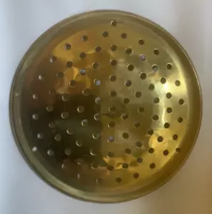 Brotschrank Vorratsschrank Lüftungsgitter Lüftungsrosette Lochbeschlag Emden 1 - Bild 1 von 3