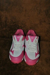 Mizuno Youth 9 Spike Maedchen Softball Sneaker Gr 32,5 Farbe weiss/rosa - Bild 1 von 7