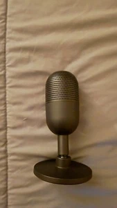Razer Seiren V3 Mini Ultra-Compact USB Condenser Cardioid Microphone - Black - Picture 1 of 4