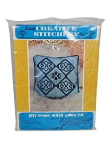 Kit de Almohada Creativa Stitchery Crewel Jiffy Cross 472B Argyle Cuadrada 13"x 13" De Colección - Imagen 1 de 5