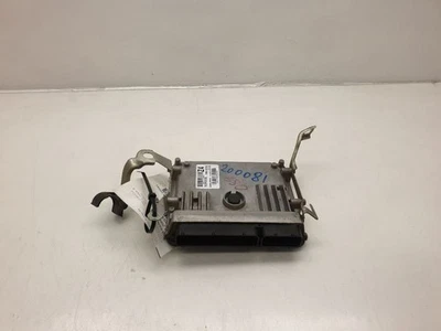 Toyota Corolla 2016 motor módulo de control electrónico montaje ECM  Foto 1 de 4