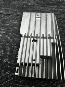 New OEM Cadillac CTS Bose Radio Speaker Amplifier 25982646 - Picture 1 of 3