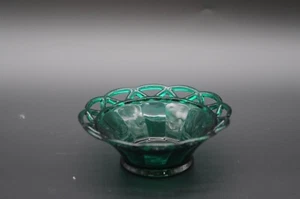 Vintage Imperial Smaragd blaugrün Imperial Glas Panelierter Körper Vernetzte Spitze - Bild 1 von 8