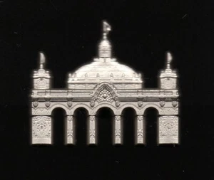PIN FRONT OF THE SEVILLE 2019 APRIL FAIR (CASINO EXHIBITION OF 1929) 31x26mm - Picture 1 of 2