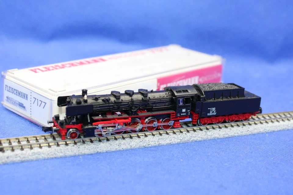 Fleischmann 7177 Spur N DB Dampflok BR 051 628-6 Licht/sehr guter Zustand/OVP - Bild 1 von 4