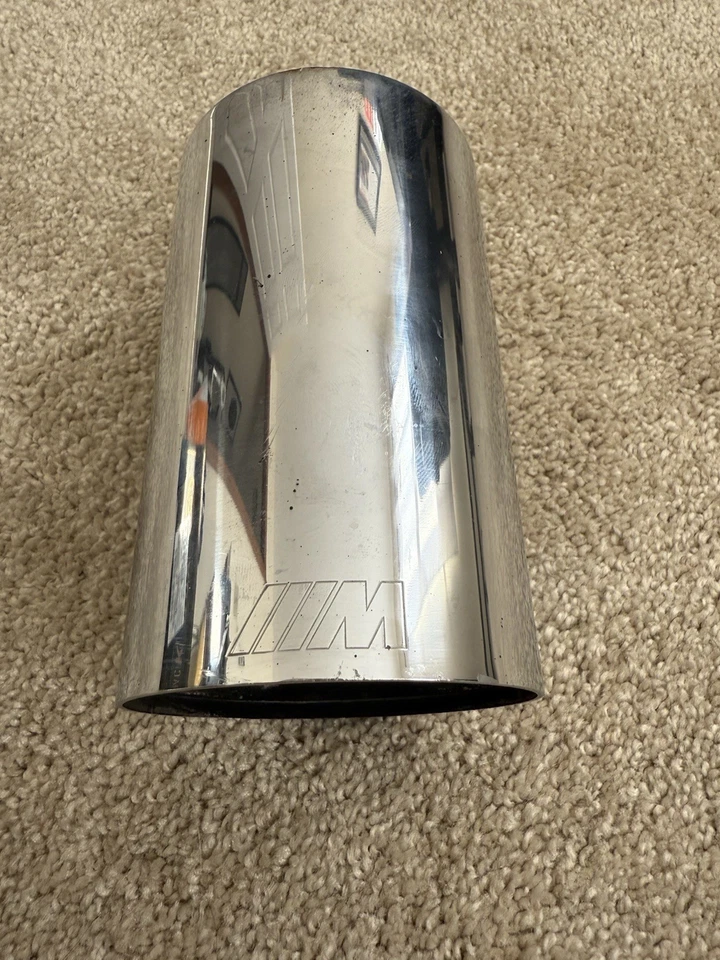 BMW OEM F22 serie 2 - F30/31 serie 3 - F32/33/36 4 Ser.  M Perf. Punta de escape cromada Foto 1 de 3