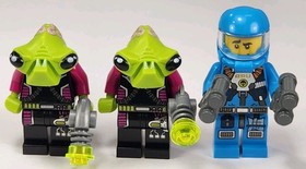 LEGO Minifigure 2x ALIEN PILOT & HUMAN - Alien Conquest 7050 7052 7067 AC002
