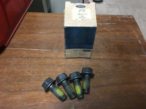 New Box of 4 Ford Bolts 384234-S100 1/2'' X 1 1/4'' 384234S100 - Bild 1 von 2