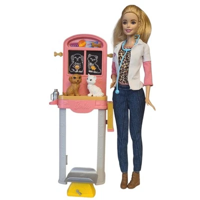 Muñeca veterinaria de mascotas Mattel Barbie Careers 2013 Foto 1 de 4