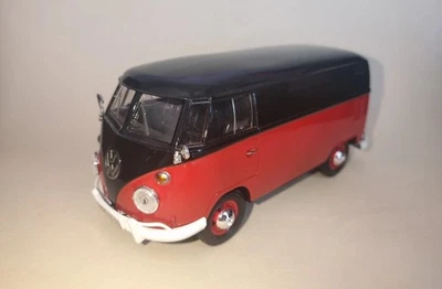 Volkswagen Tipo 2 T1 Van 1/24 Motor Max Diecast Modellino Auto Bus Pulmino  - Immagine 1 di 4