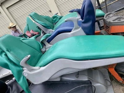 Silla dental/tatuaje Dansereau productos de salud sillas verdes y azules Foto 1 de 2